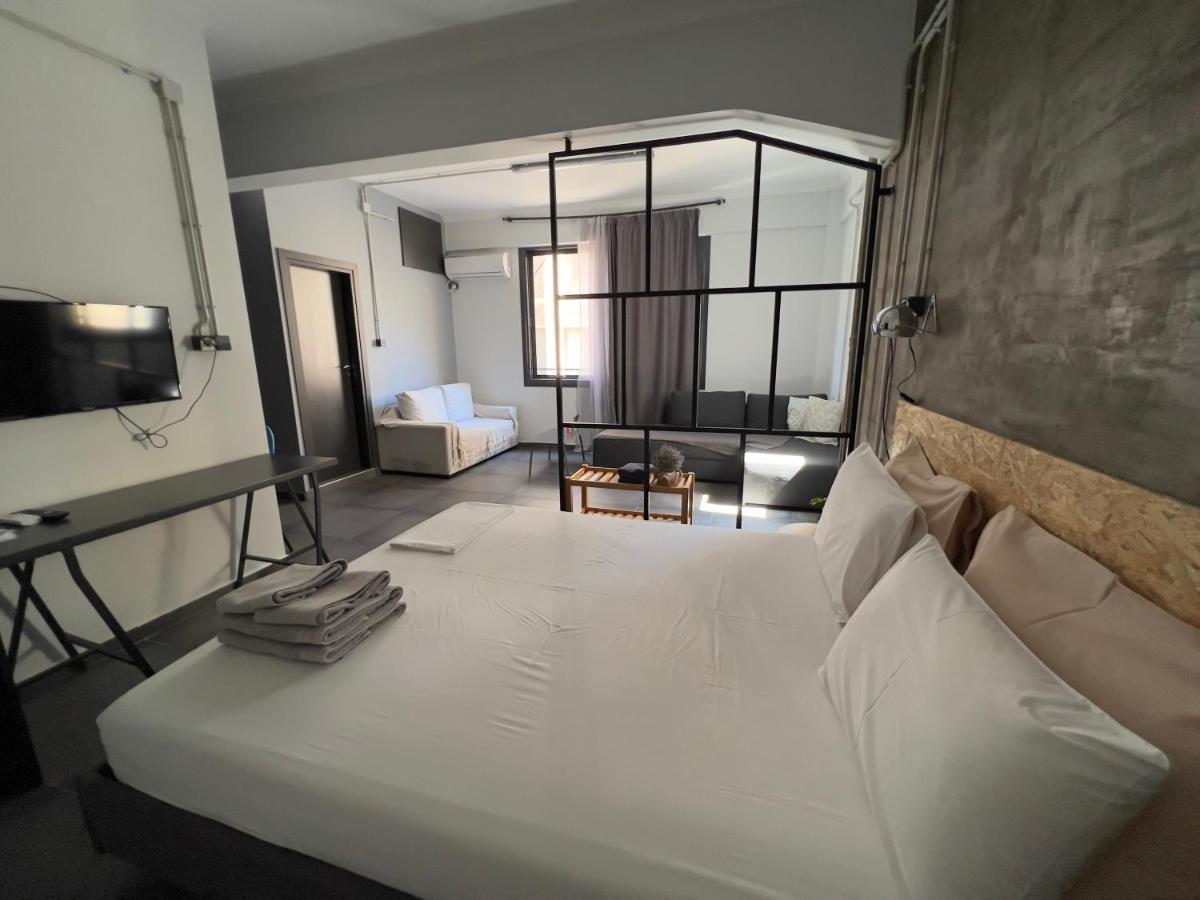 Virginia'S Boutique Apartments Ateny Zewnętrze zdjęcie